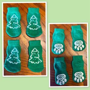 Green & White Dog Christmas Socks - Size Small.
